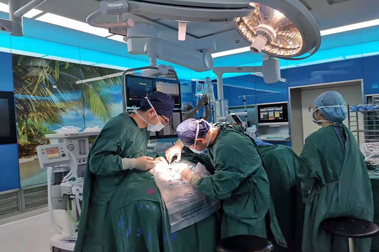 2020年11月投入运营的浙北医学中心DSA复合手术室，新一代手术室的故事
